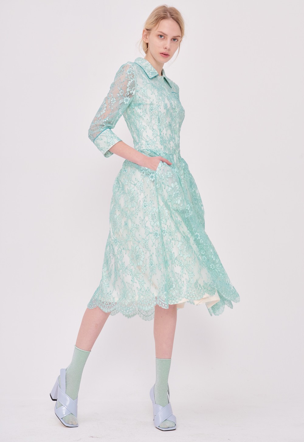 pipe lace suit design