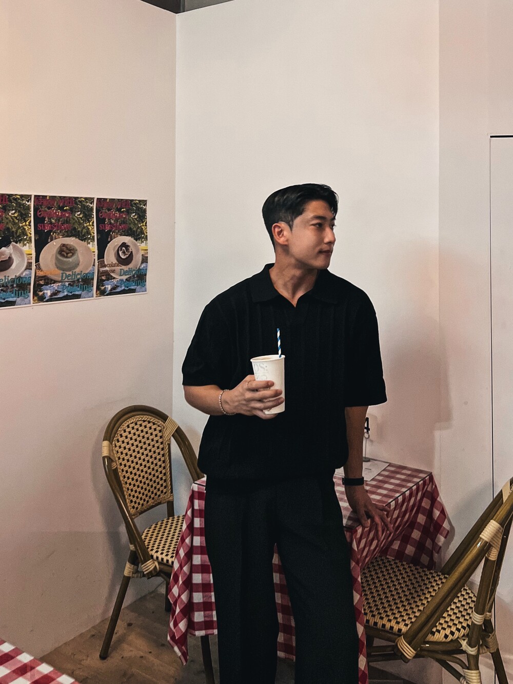 image_1682320527544_1000