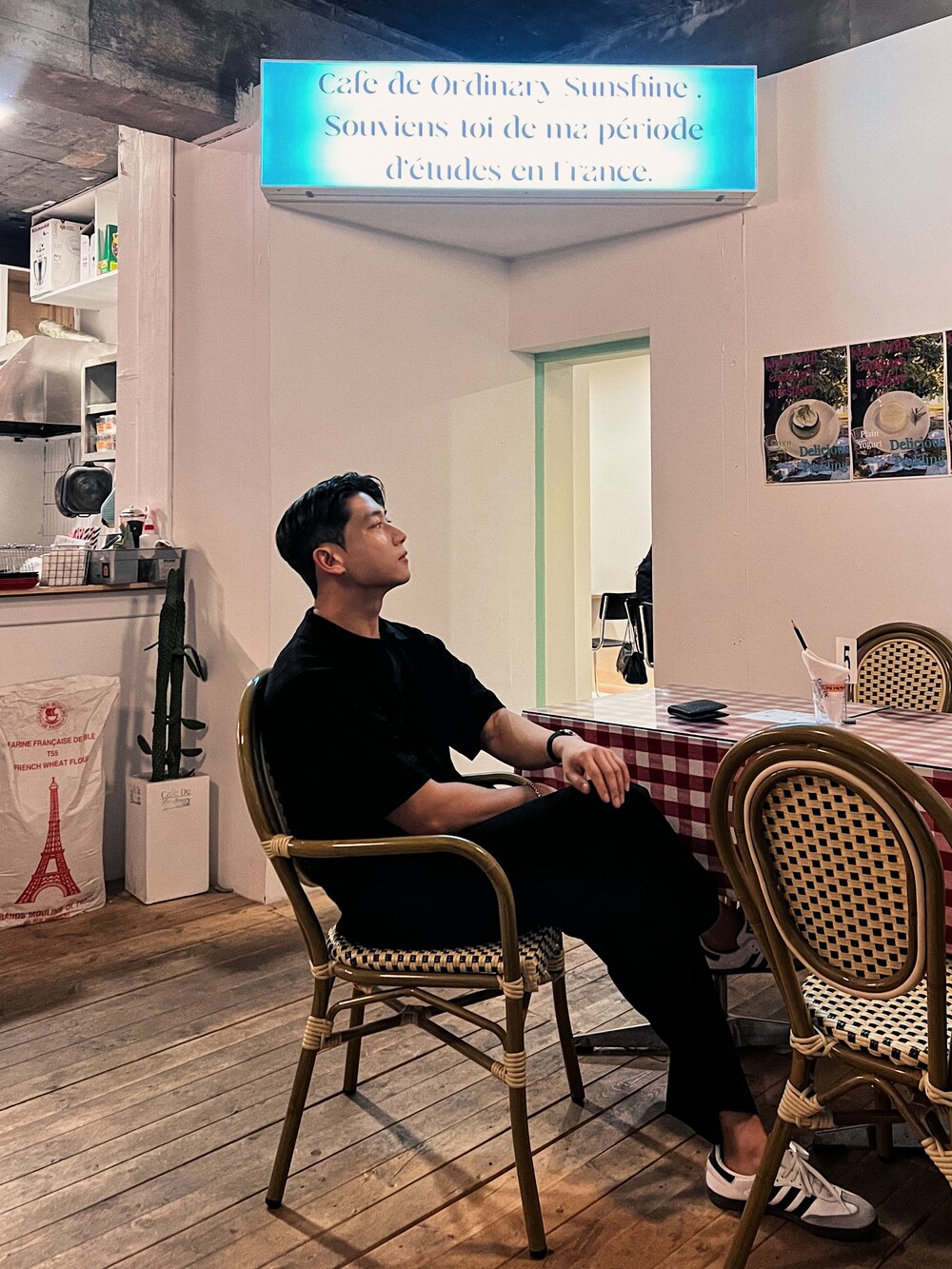 image_1682320528379_1000