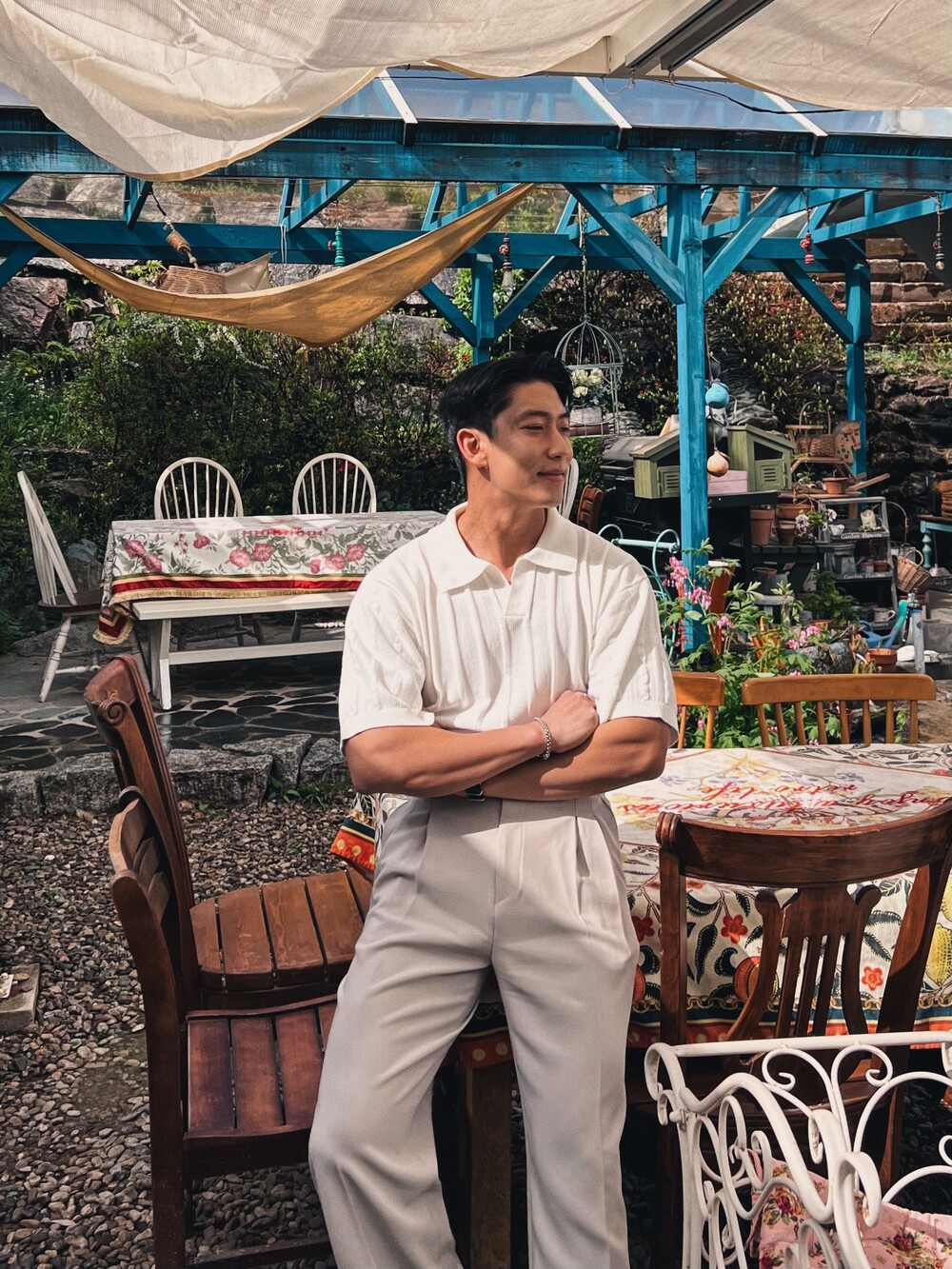 image_1682320599556_1000