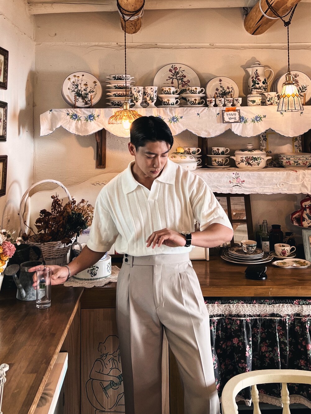 image_1682320600098_1000