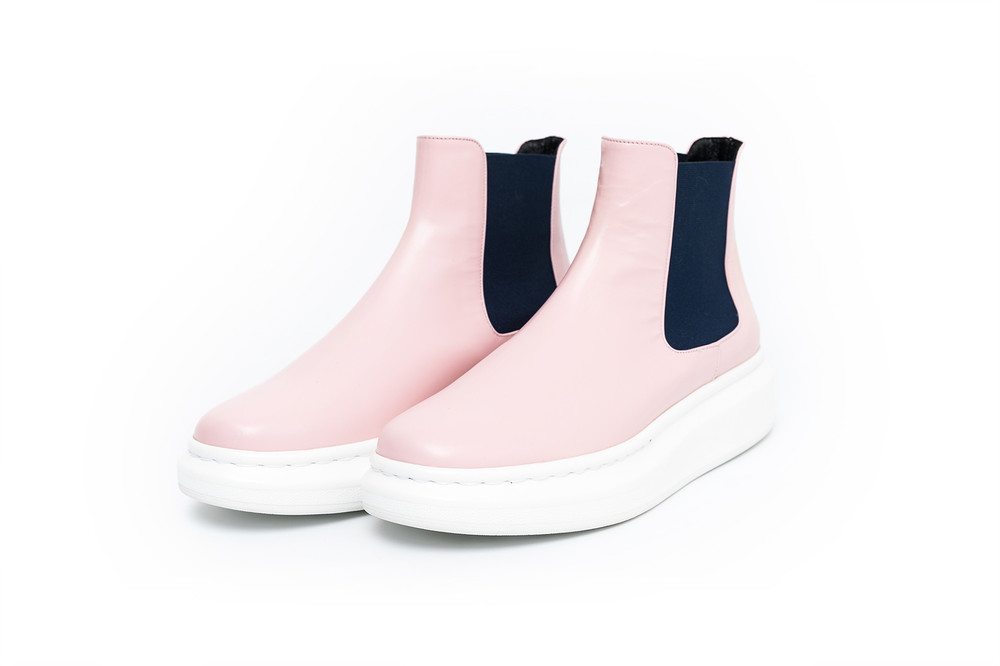 chelsea boots pink sole