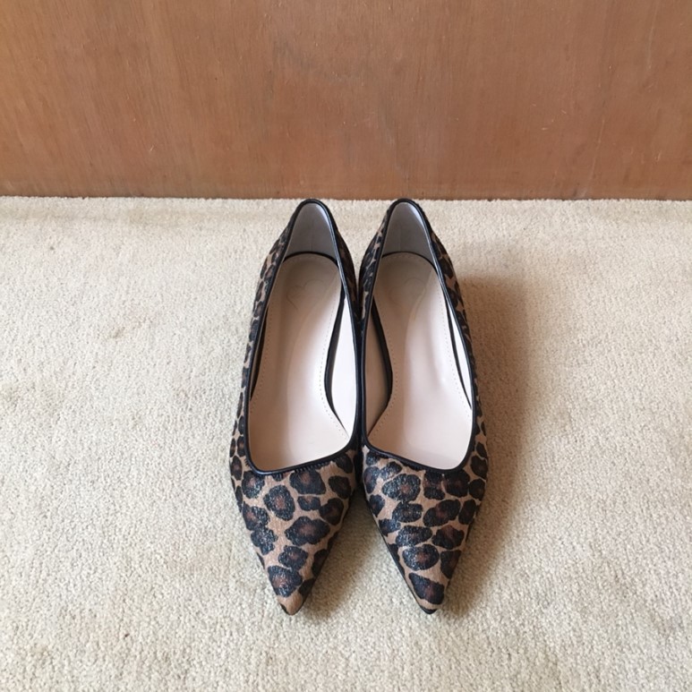 chinese laundry leopard flats