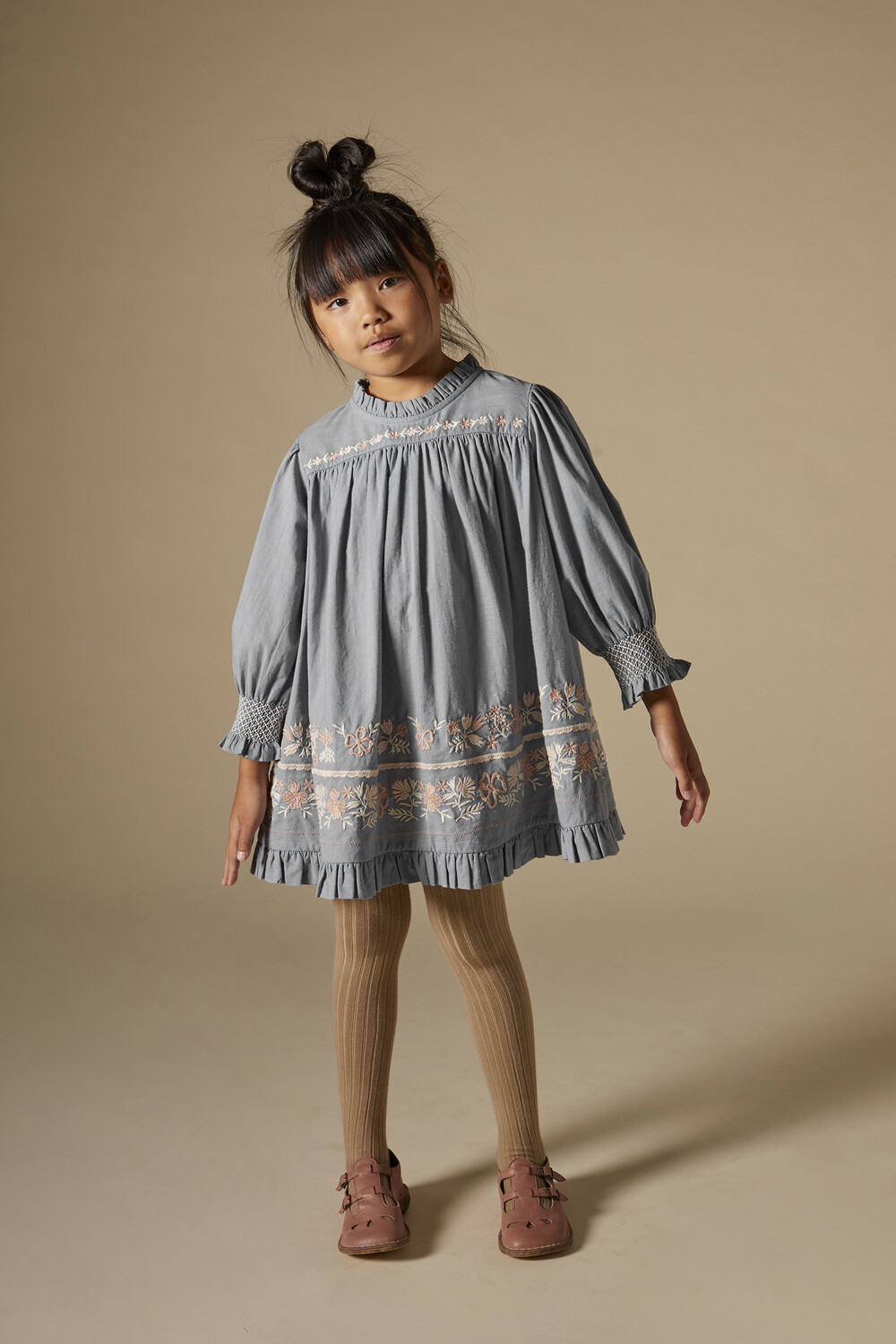 LILYBLUE MOUNTAIN _ Apolina