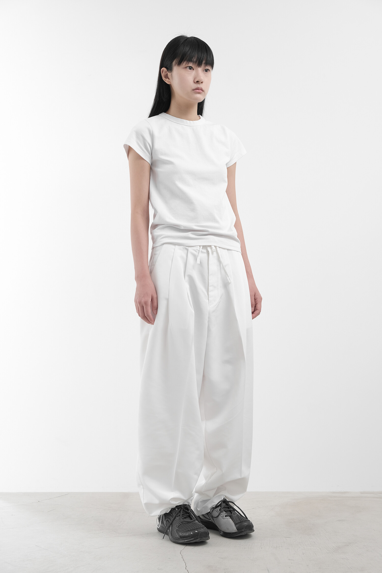 Women's Cargo Pocket Cotton Jogger Pants In White