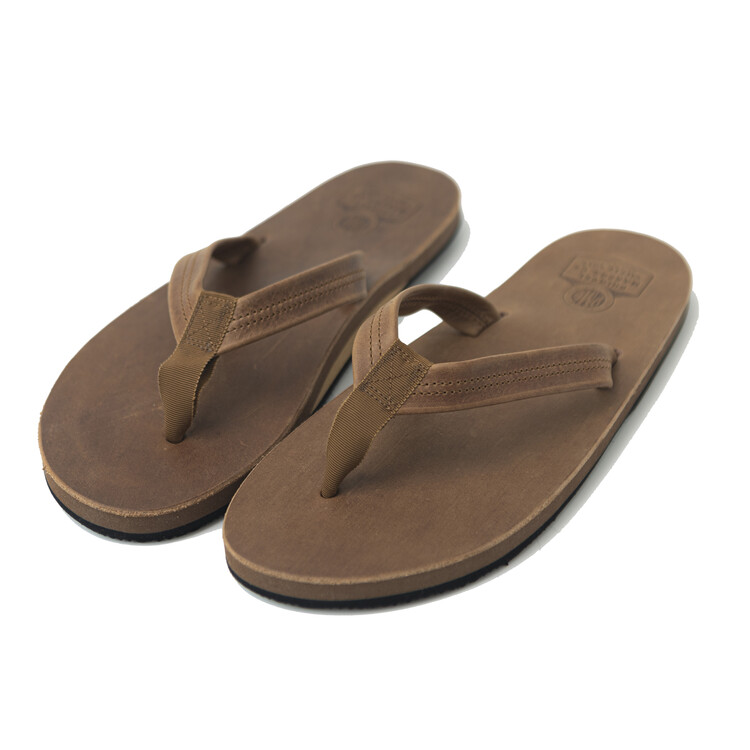 PHIGVEL Leather Beach Sandal Brown