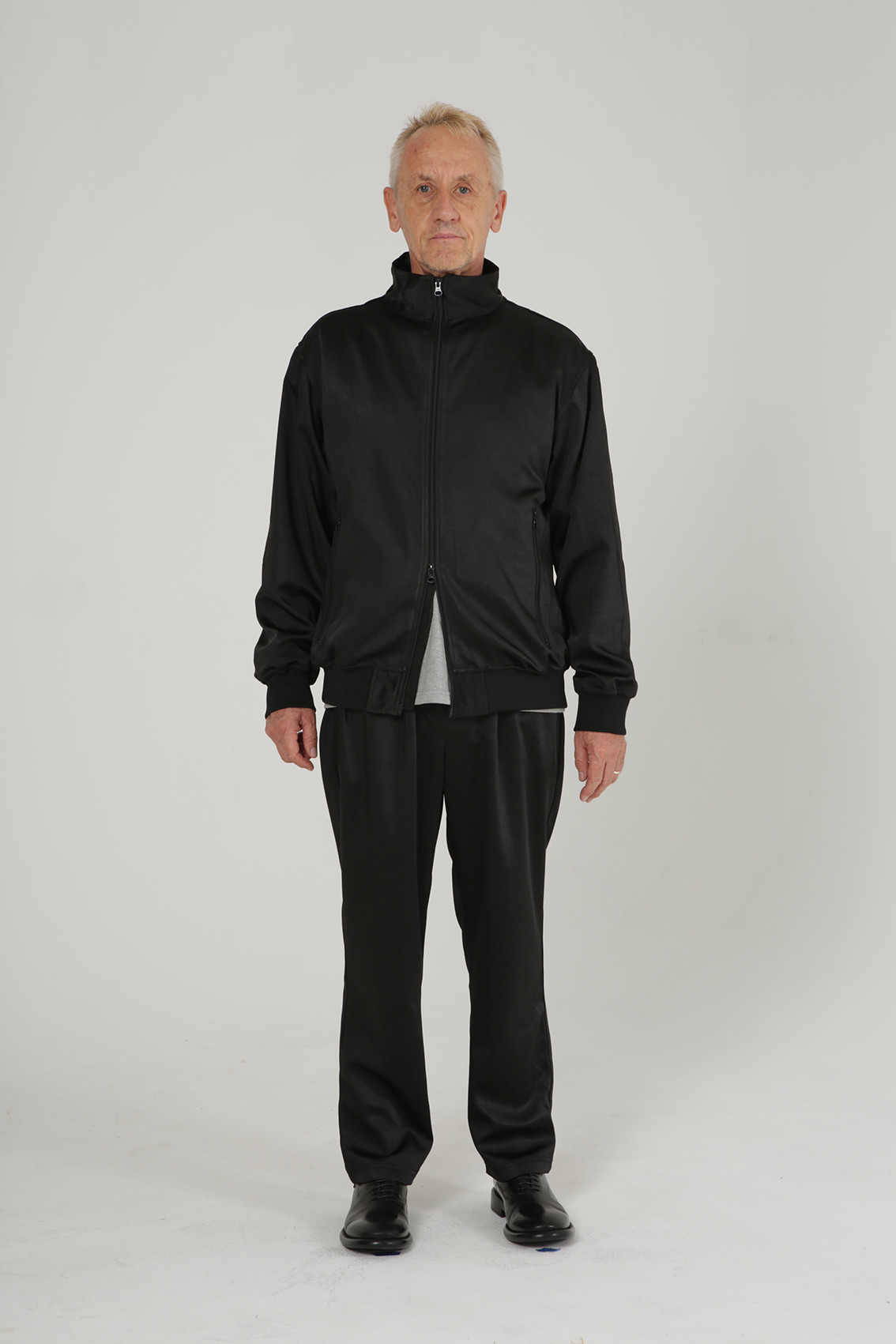 track jacket (black)