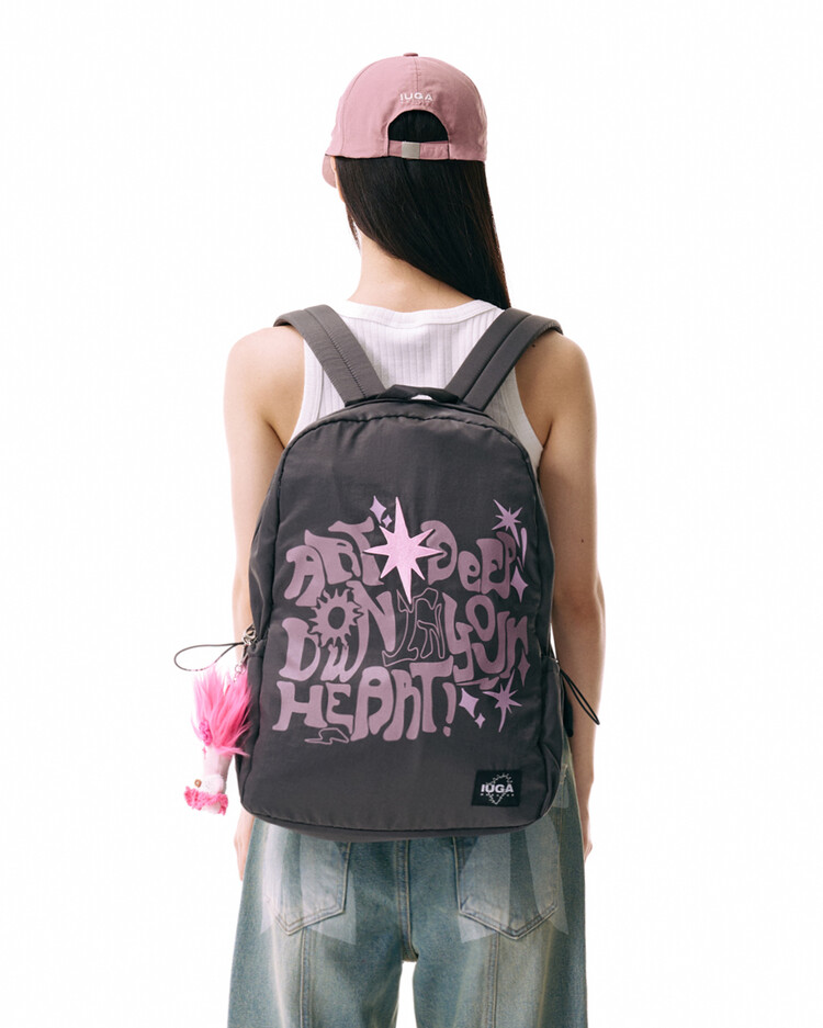 [IUGAMAKARAS]Printed Hidden Pocket Backpack/追跡付 MUSINSA | IUGAMAKARAS Printed Hidden Pocket Backpack (Black)