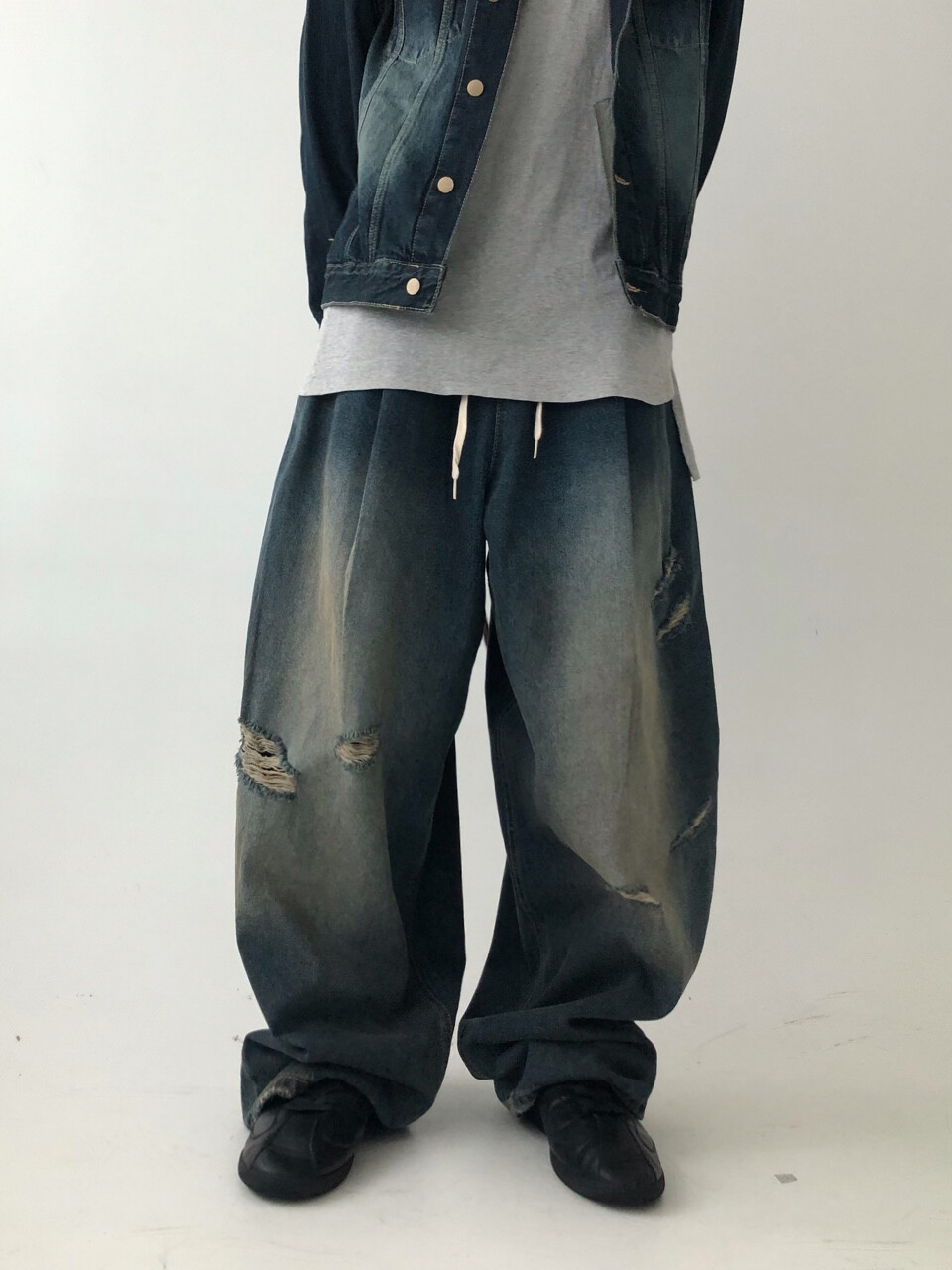 damaged balloon denim pants