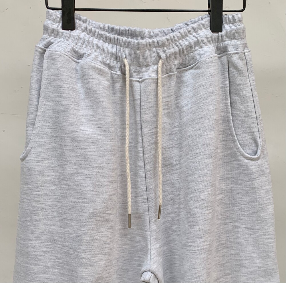 string jogger pants / white melange