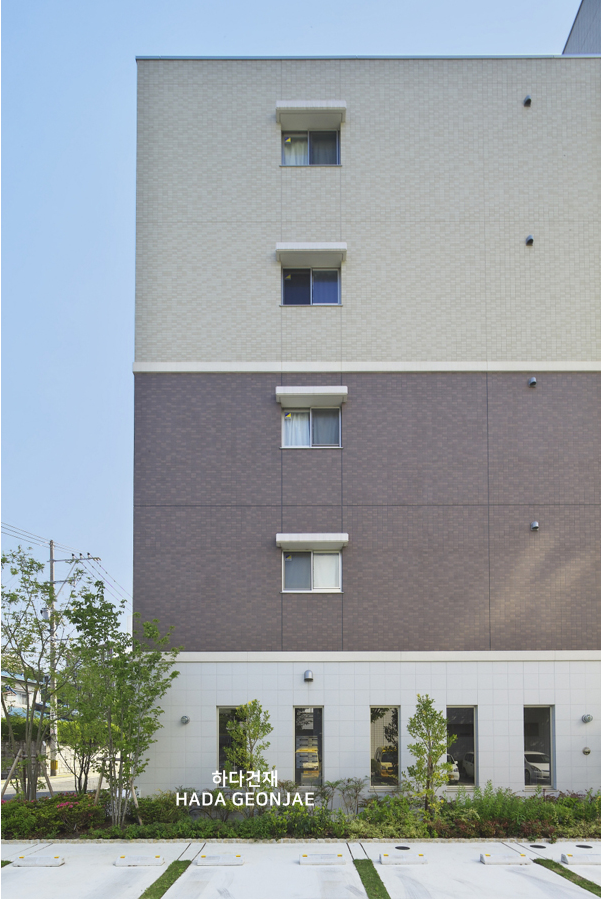 아이코트료와 미첼타일 / 하다건재 일본타일 아이콧료와 ICOT RYOWA