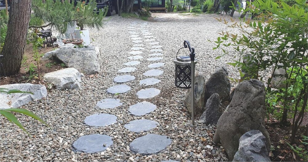 판석 판암 원형바닥재 지름300 / 하다건재 바닥재 정원석재