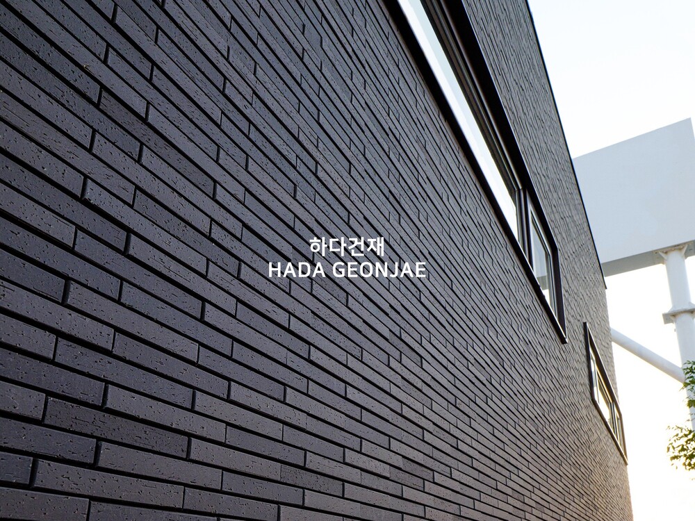 아이코트료와 코러스타일 208 / 하다건재 일본타일 아이콧료와 ICOTRYOWA