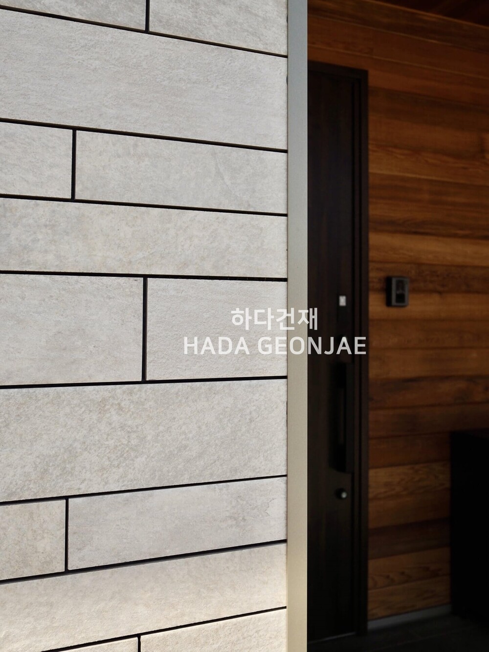 어반그랜드보더타일 D21 아이코트료와 / 하다건재 일본타일 ICOT RYOWA 아이콧료와