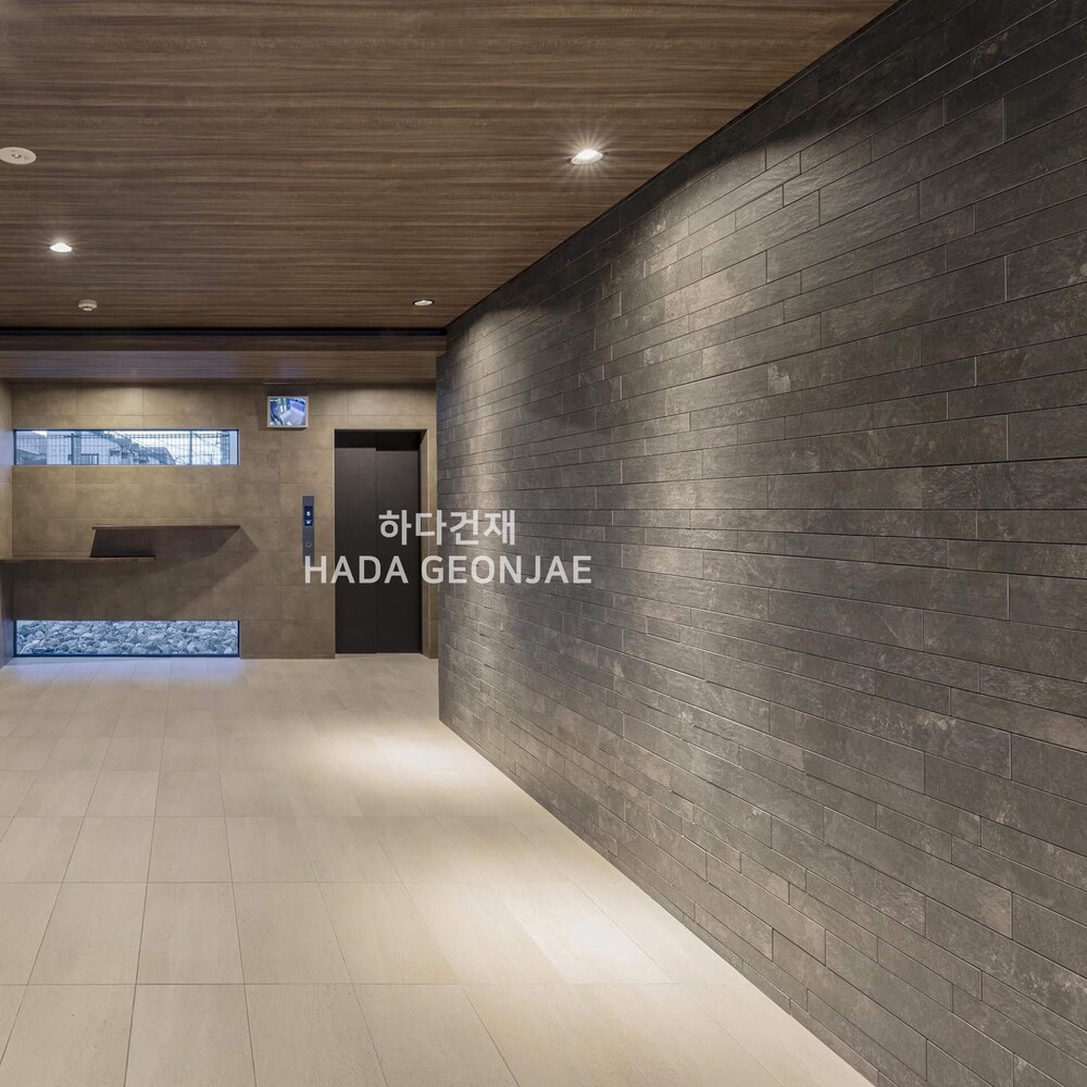 어반그랜드보더타일 D93 아이콧료와 / 하다건재 일본타일 ICOT RYOWA 아이코트료와