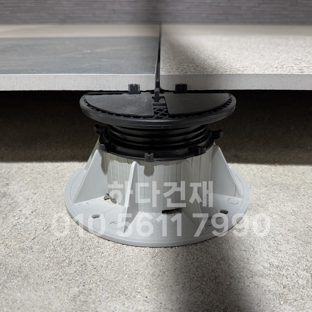 포세린타일 페데스탈시공 / 하다건재