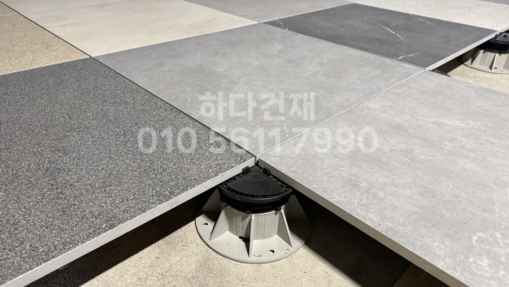 포세린타일 페데스탈시공 / 하다건재