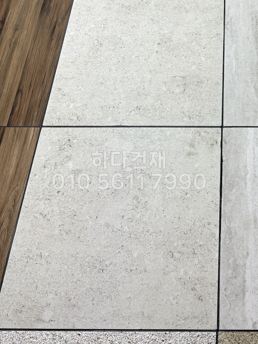 포세린타일 페데스탈타일 셀엠버(아이보리톤) 시공사례 / 하다건재