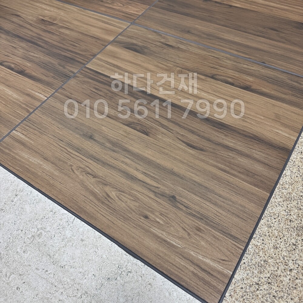 포세린타일 페데스탈타일 우드 멜리아스틱 내추럴 시공사례 / 하다건재