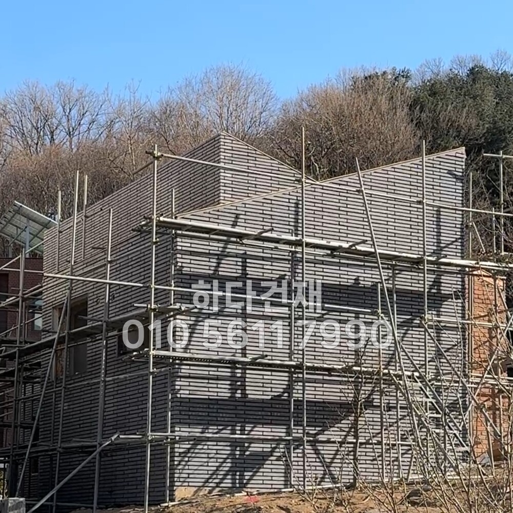 모노타일 롱와이드 500x50x17T 모던블랙 / 하다건재 시공사례