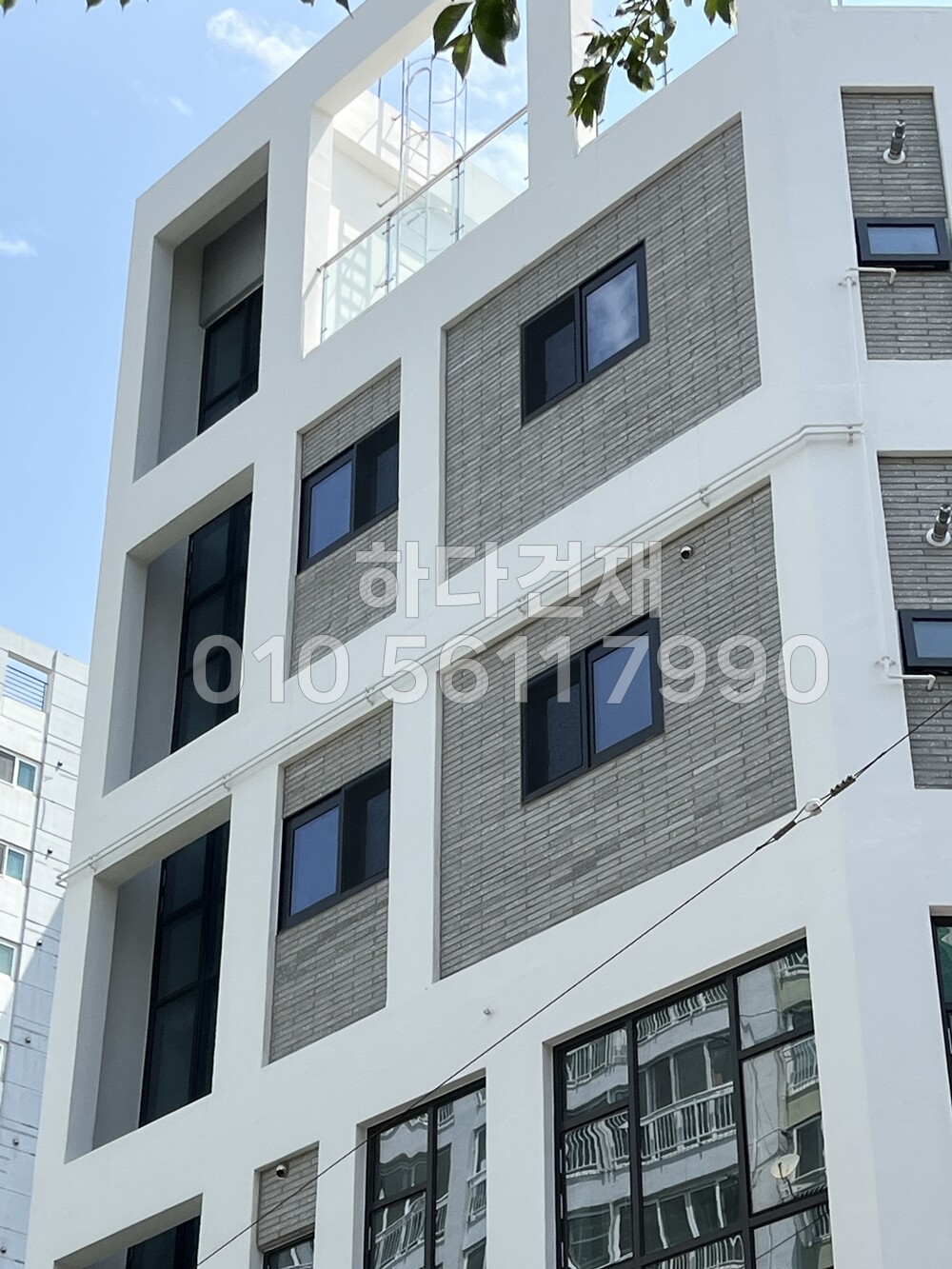 라일락 모노타일 500x50x17T 그레이칩 / 하다건재 와이드벽돌타일 시공사례