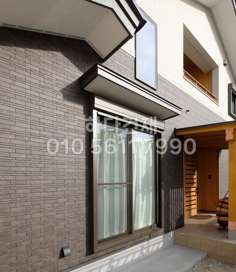 아이코트료와 소피아플러스타일 715 / 하다건재 일본타일 아이콧료와 ICOT RYOWA