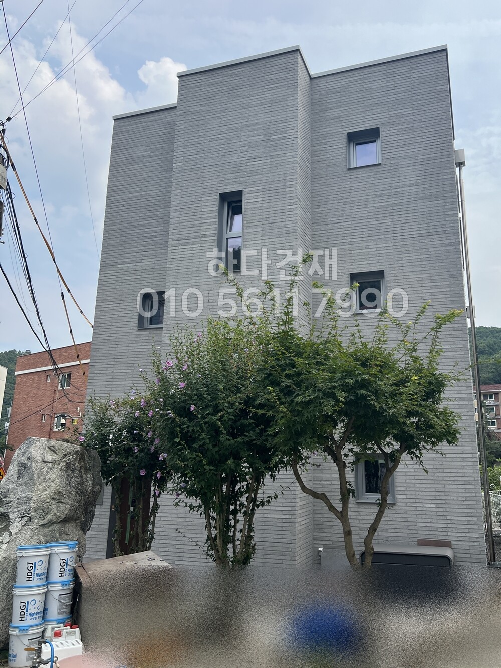 모노타일 롱와이드 오석그레이 500x50x17T / 하다건재 와이드벽돌 시공사례