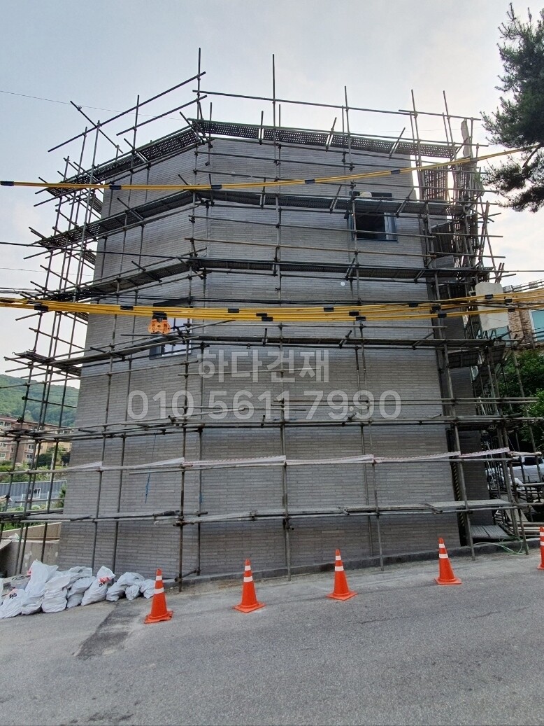 모노타일 롱와이드 오석그레이 500x50x17T / 하다건재 와이드벽돌 시공사례