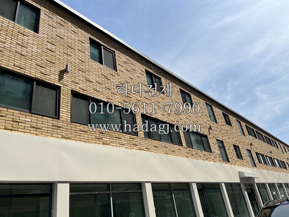 라임스톤 300x70 평스톤 혹두기스톤 / 하다건재 천연석타일 시공사례