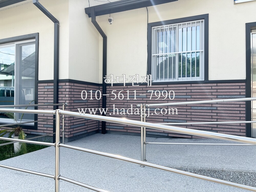 모노타일 롱브릭 500x45x17T 레드, 블랙포인트시공 / 하다건재 와이드벽돌 시공사례