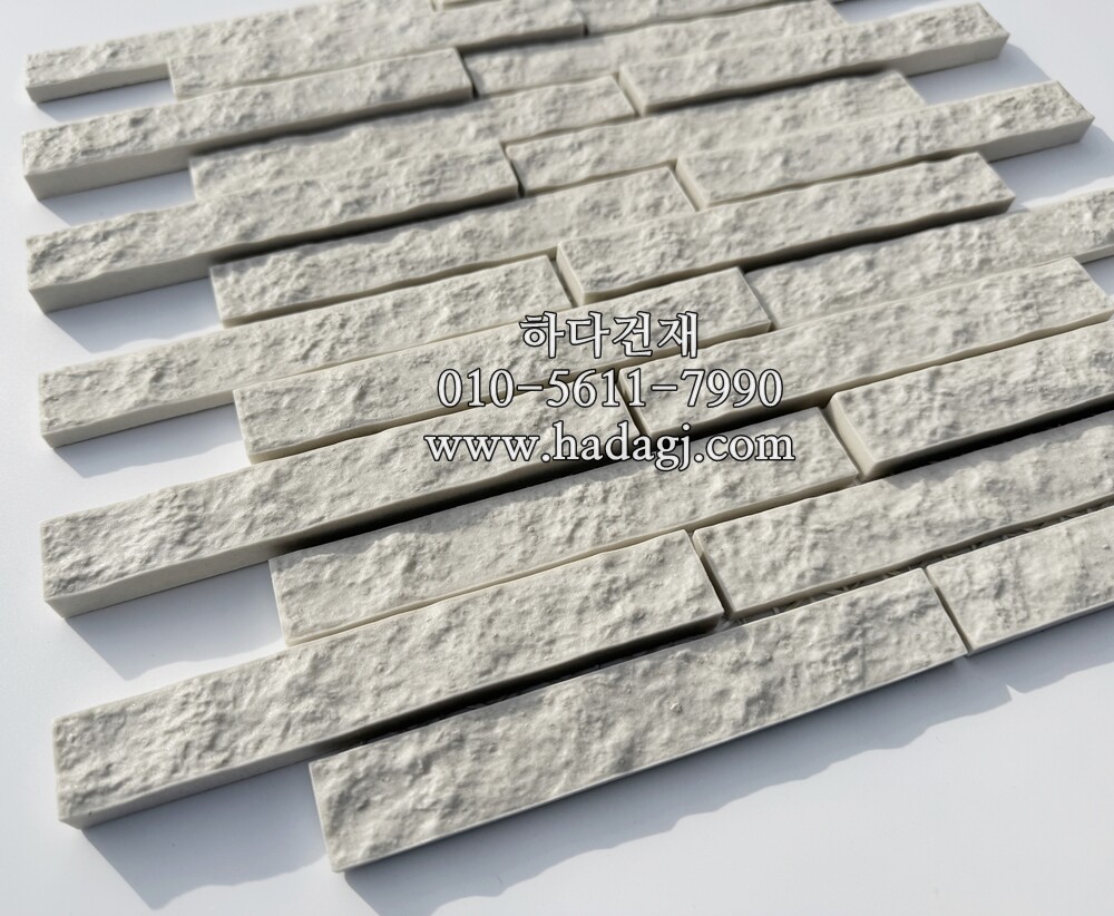 라이브테세라타일 80번컬러 아이콧료와 / 하다건재 일본타일 ICOTRYOWA