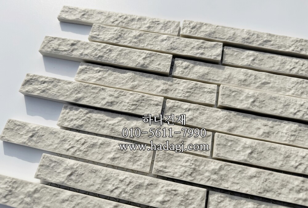 라이브테세라타일 80번컬러 아이콧료와 / 하다건재 일본타일 ICOTRYOWA