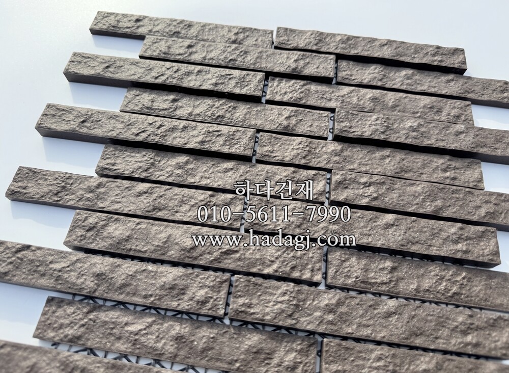 라이브테세라타일 84번컬러 아이코트료와 / 하다건재 일본타일 ICOTRYOWA