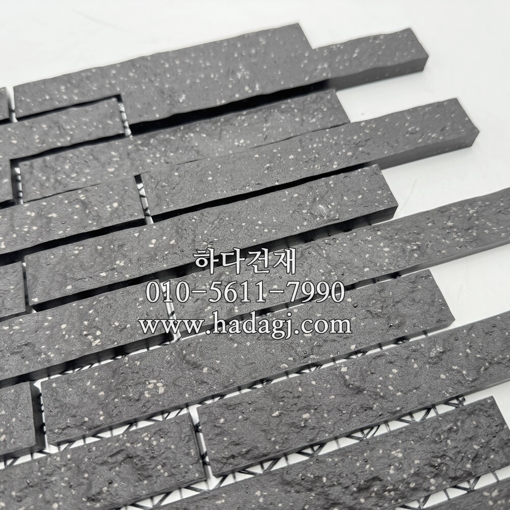 라이브테세라타일 85번컬러 아이코트료와 / 하다건재 일본타일 ICOTRYOWA