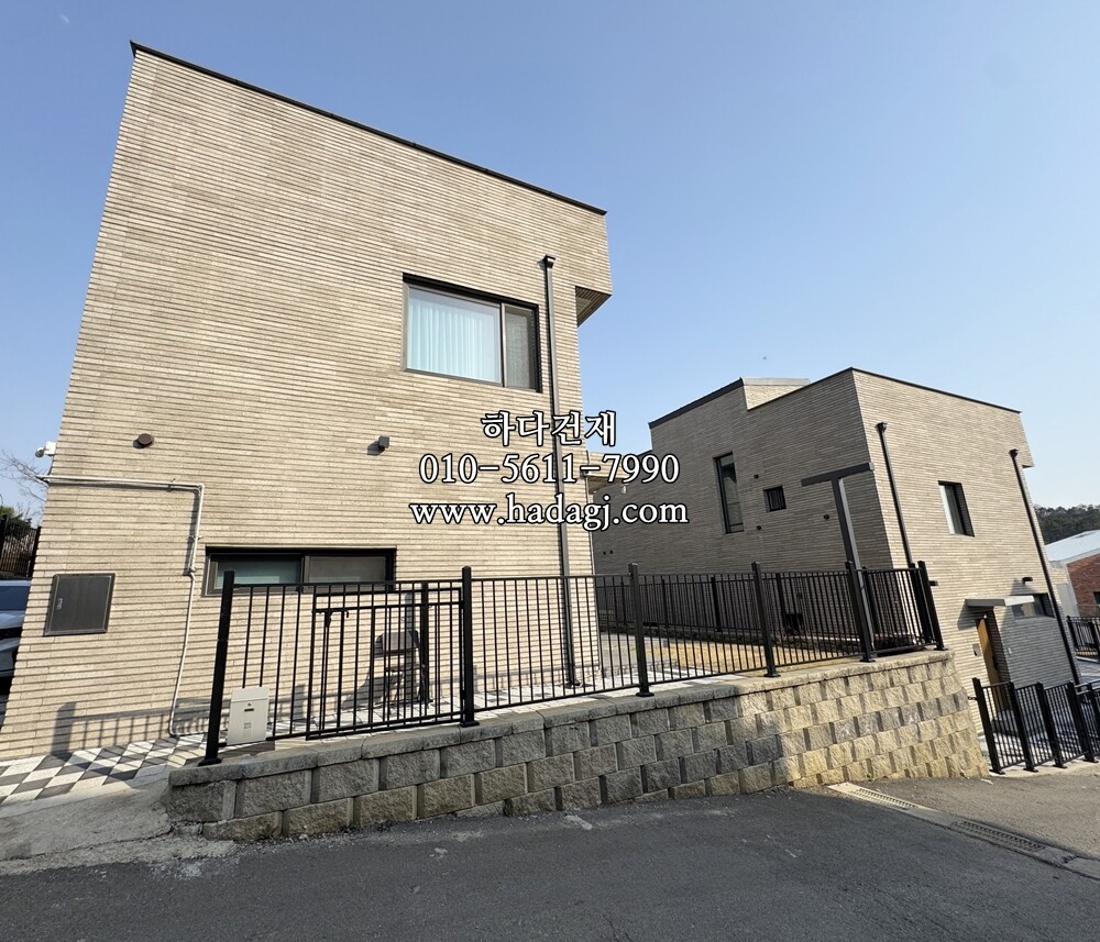 모노타일 롱와이드 500x50x18T 연브라운 / 하다건재 시공사례