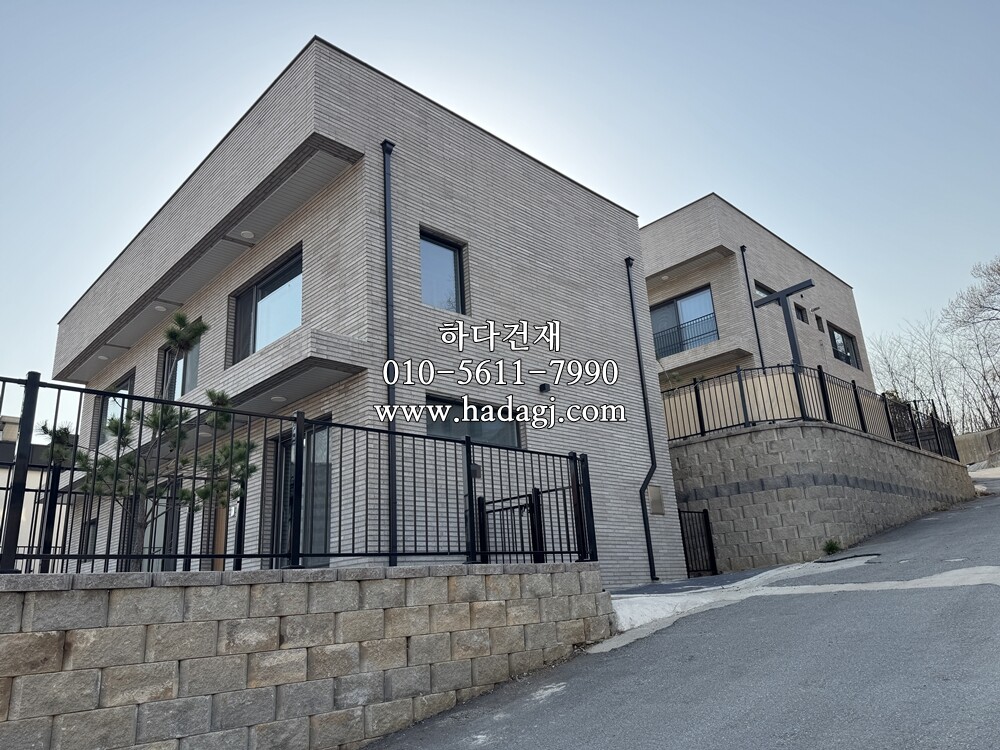 모노타일 롱와이드 500x50x18T 연브라운 / 하다건재 시공사례