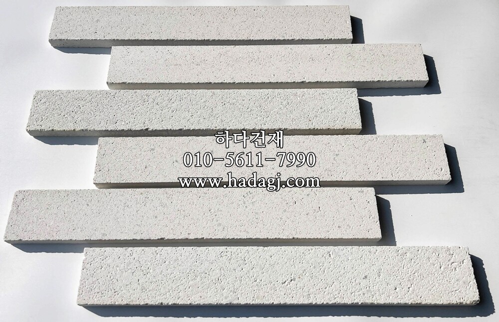 모노타일 390x55x15~17T 화이트 / 하다건재