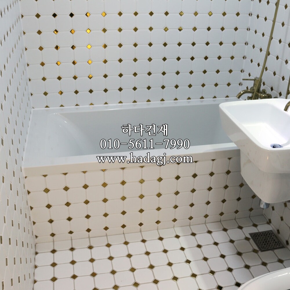 팔각 모자이크타일 95x95x5T (25x25) 화이트골드 / 하다건재