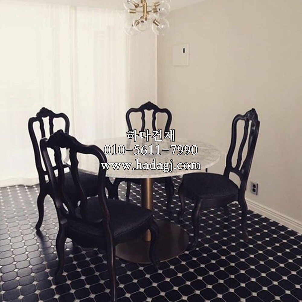 팔각 모자이크타일 95x95x5T (25x25) 블랙화이트 / 하다건재