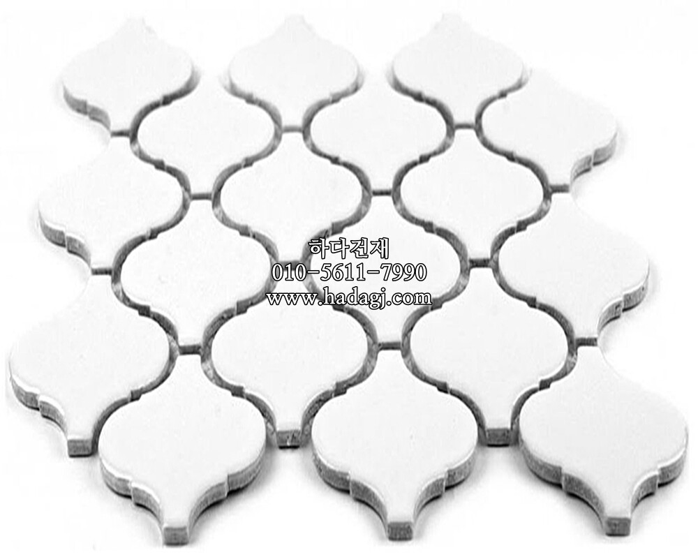 랜턴 모자이크타일 74x78x4T 화이트 유광 / 하다건재