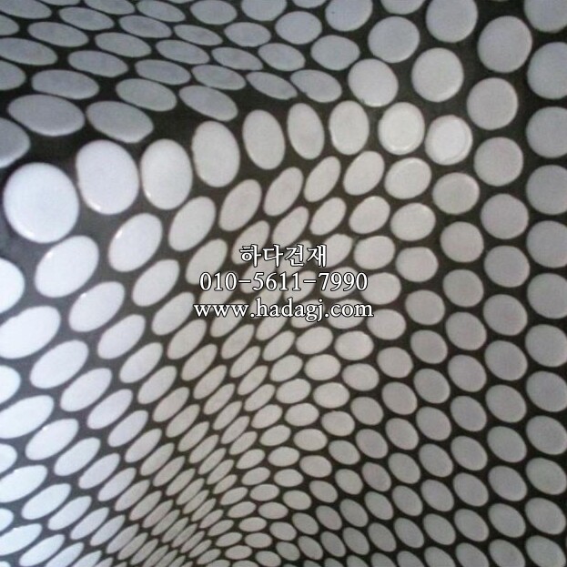 원형 모자이크타일 19x19x4T 화이트 무광 / 하다건재