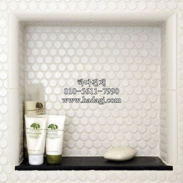 원형 모자이크타일 19x19x4T 화이트 무광 / 하다건재