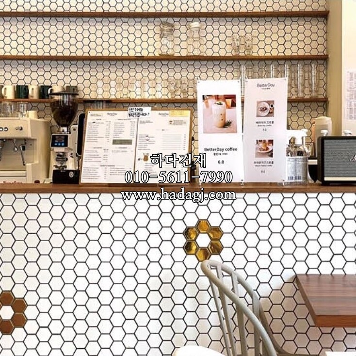 육각 모자이크타일 51x59x4T 화이트 무광 / 하다건재