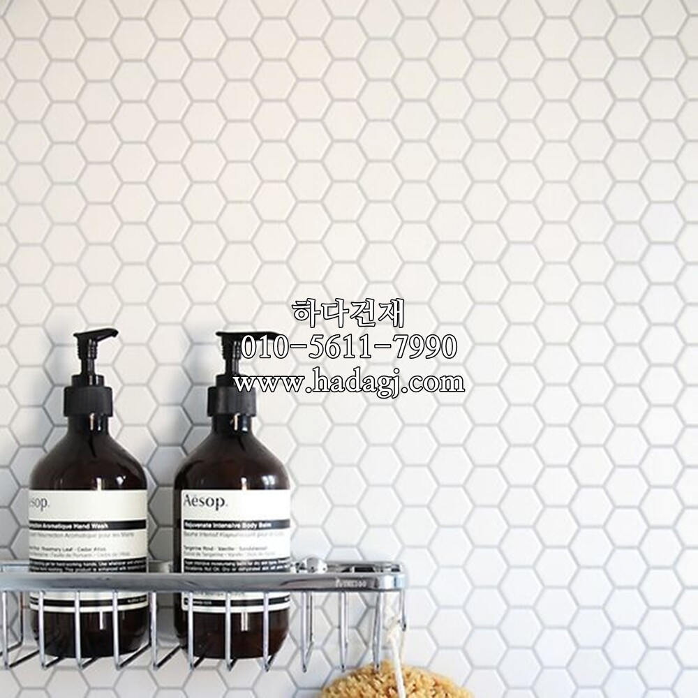 육각 모자이크타일 23x27x4T 화이트 무광 / 하다건재