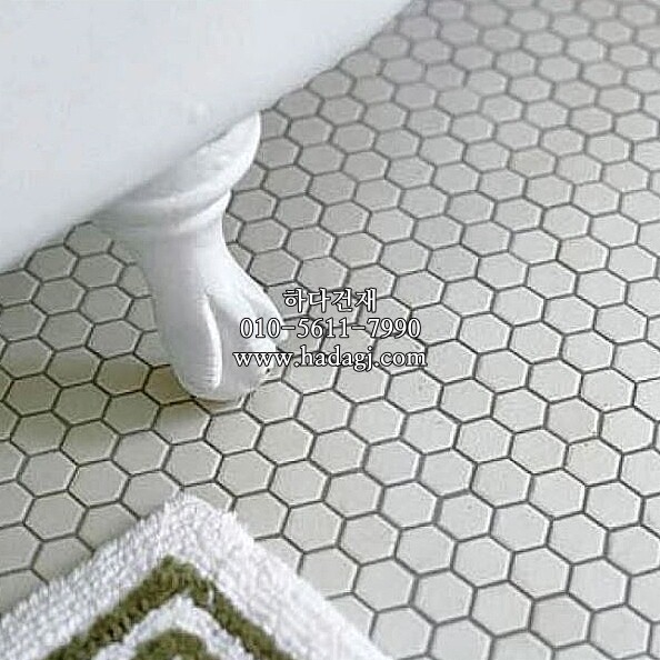 육각 모자이크타일 23x27x4T 화이트 무광 / 하다건재