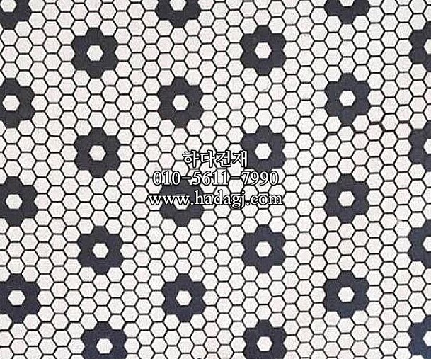 육각 모자이크타일 23x27x4T 화이트 블랙 플라워 / 하다건재