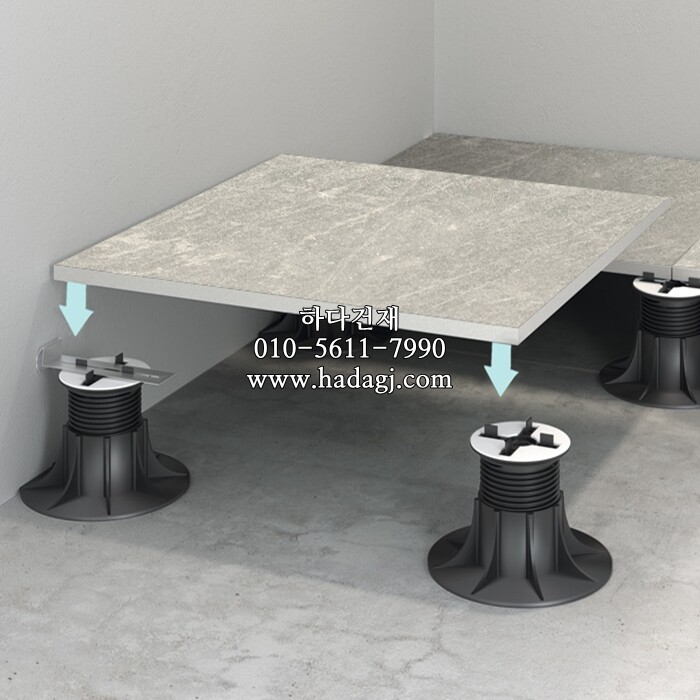 페데스탈을 활용하여 건식시공 가능합니다. / 하다건재