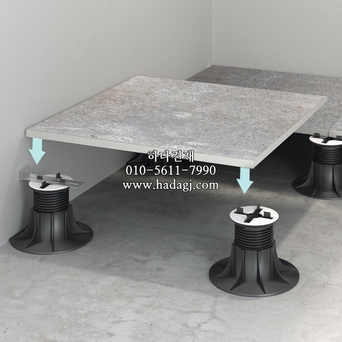 페데스탈을 활용하여 건식시공 가능합니다. / 하다건재