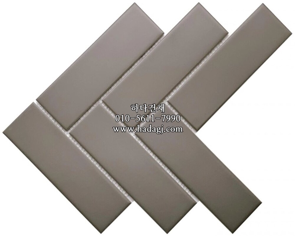 직각 모자이크타일 헤링본 45x145x5T 브라운 무광 / 하다건재