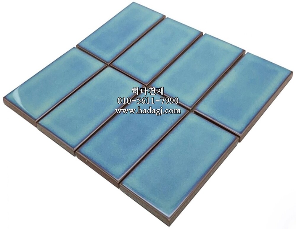 직각 모자이크타일 68x136x6.5T 티파니 유광 / 하다건재